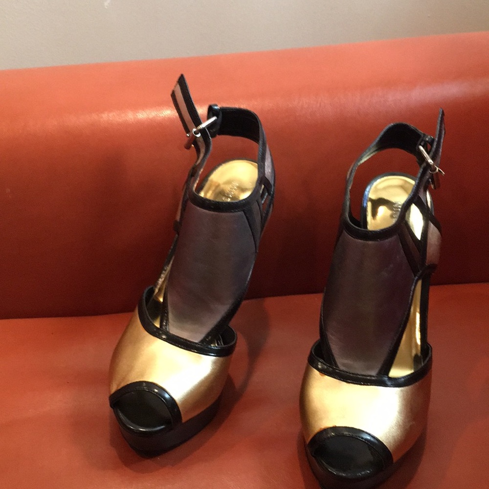 Nine West